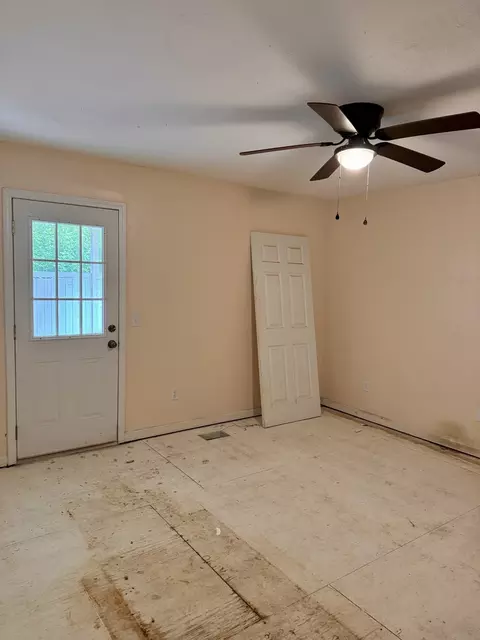 893 Circle Dr, Springfield, TN 37172 photo 6