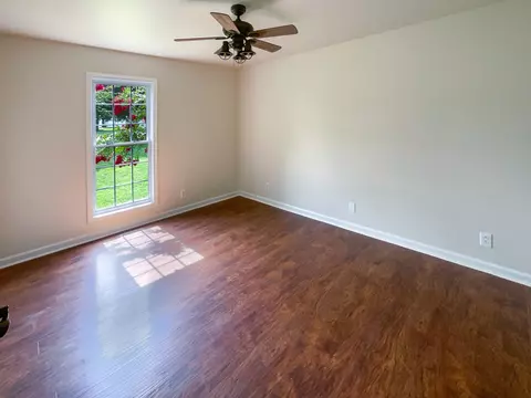Bedroom - 109 Brookview Ct, Springfield, TN 37172 photo 2 of 2