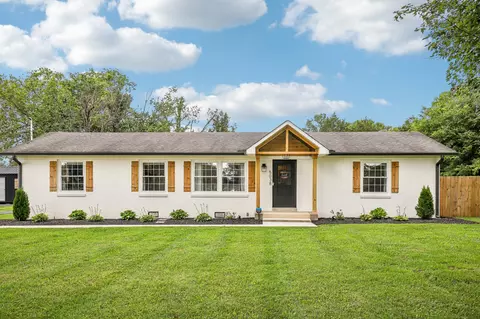 5038 Woodbury Pike, Murfreesboro, TN 37127