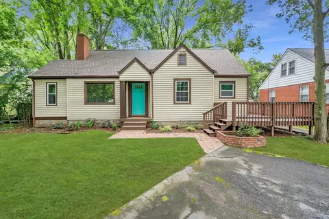 2110 Sharondale Dr, Nashville, TN 37215