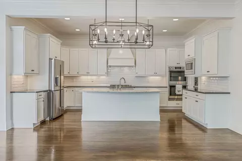 93 Poplar St, Franklin, TN 37064