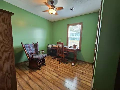 803 W 5th St, Dickson, TN 37055 photo 7