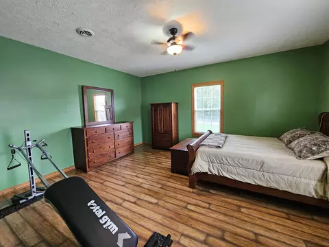 803 W 5th St, Dickson, TN 37055 photo 9
