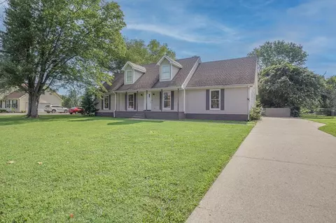 605 Windwood Dr, Smyrna, TN 37167