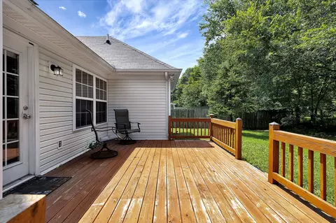 Exterior - 2122 Burgess Ln, Spring Hill, TN 37174 photo 6 of 8