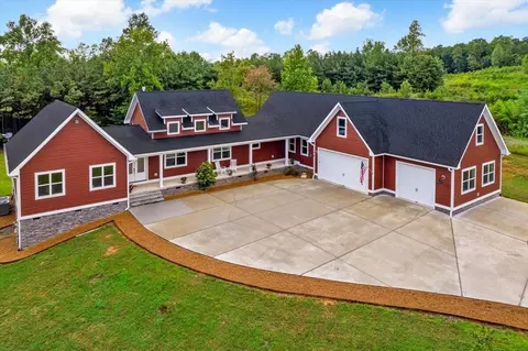 1665 River Bluffs Dr, Jasper, TN 37347