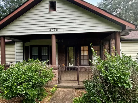 Exterior - 4690 Akin Rd, Cunningham, TN 37052 photo 3 of 9