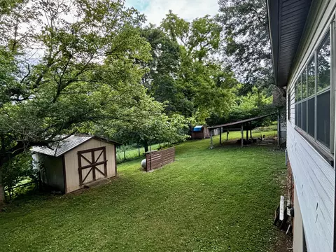 Exterior - 4690 Akin Rd, Cunningham, TN 37052 photo 9 of 9
