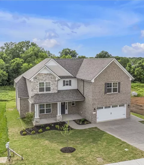 823 Stovers Gln, Murfreesboro, TN 37128