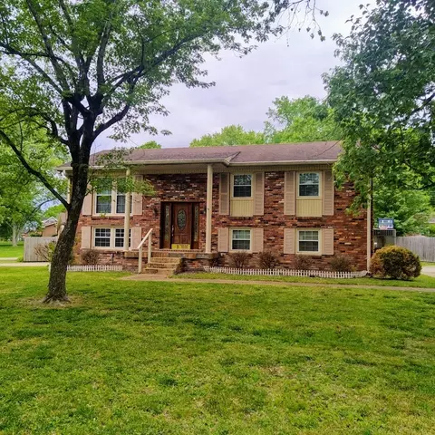 134 Anchor Dr, Hendersonville, TN 37075