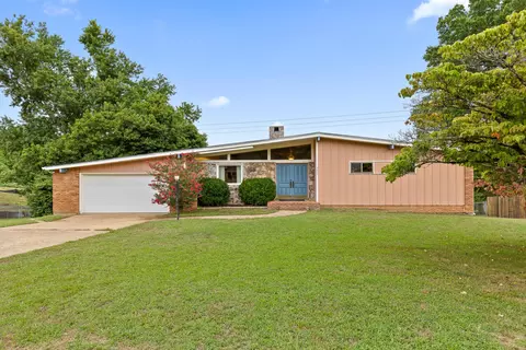 4007 Webb Rd, Chattanooga, TN 37416