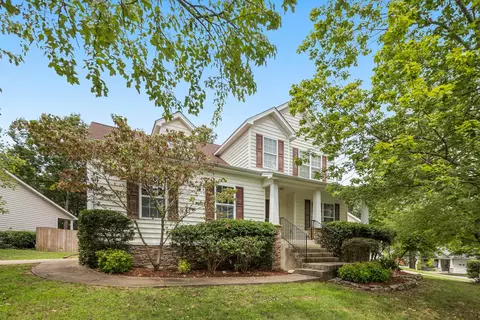 316 Deep Woods Cir, Nashville, TN 37214