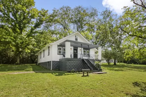 1055 Old Williamsport Pike, Columbia, TN 38401