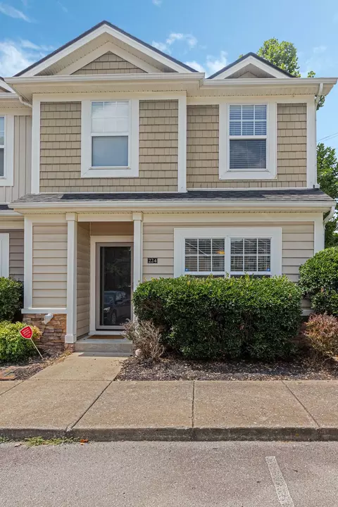 1515 Bridgecrest Dr #224, Antioch, TN 37013