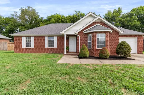 4032 Snowbird Dr, Smyrna, TN 37167