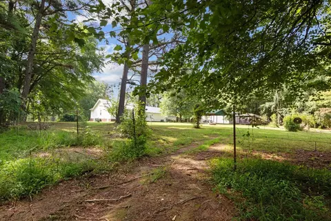Exterior - 105 Capps Rd, Mcewen, TN 37101 photo 12 of 14