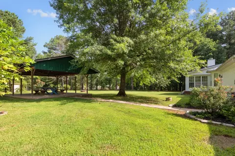 Exterior - 105 Capps Rd, Mcewen, TN 37101 photo 10 of 14