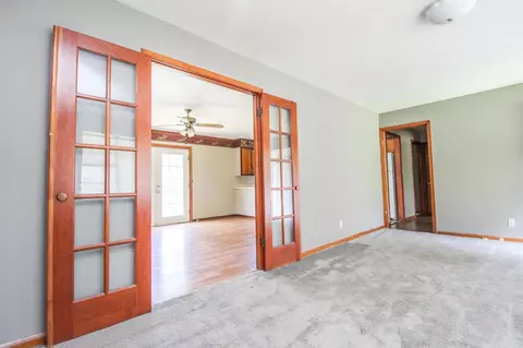 Living - 627 E Main St, Dresden, TN 38225 photo 4 of 7