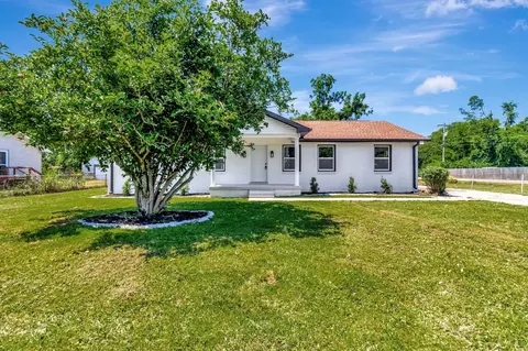 6799 Longview Dr, Murfreesboro, TN 37129