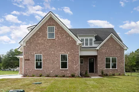 6800 Springwater St, Smyrna, TN 37167