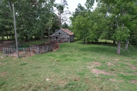 Exterior - 2 Glenhaven Ln, Goodspring, TN 38460 photo 1 of 1