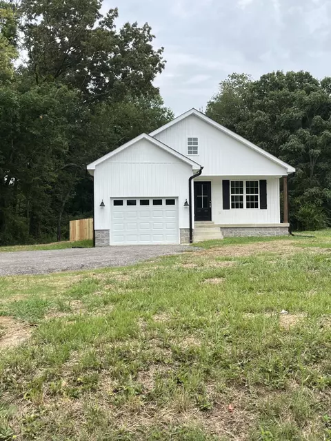 858 Smith Rd, Smithville, TN 37166
