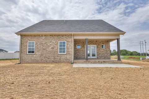 Exterior - 159 Bartow Dr, Decherd, TN 37324 photo 6 of 9