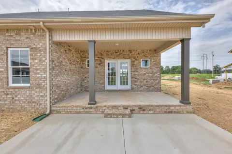 Exterior - 159 Bartow Dr, Decherd, TN 37324 photo 7 of 9