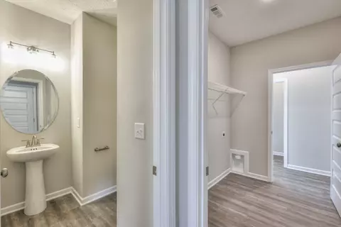 Entry Way - 159 Bartow Dr, Decherd, TN 37324 photo 7 of 8