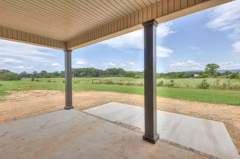Exterior - 159 Bartow Dr, Decherd, TN 37324 photo 9 of 9