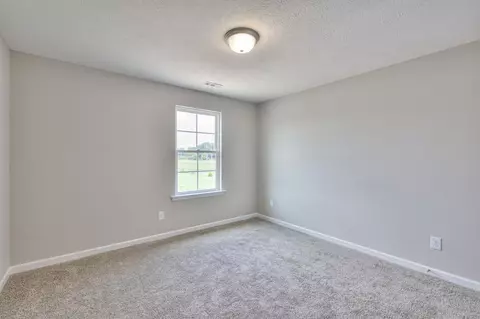 Bedroom - 159 Bartow Dr, Decherd, TN 37324 photo 5 of 6