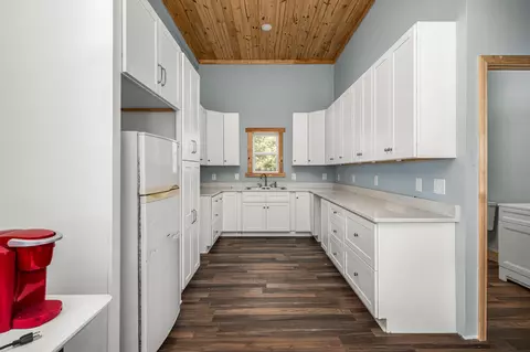 Kitchen - 251 Second Creek Rd, Five Points, TN 38457 photo 3 of 3