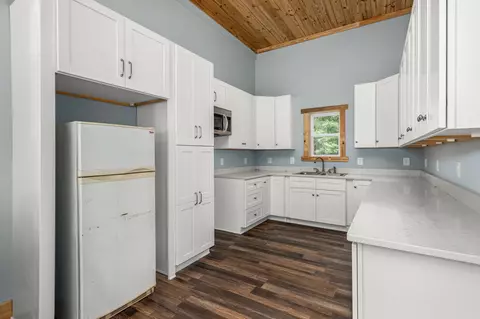 Kitchen - 251 Second Creek Rd, Five Points, TN 38457 photo 1 of 3