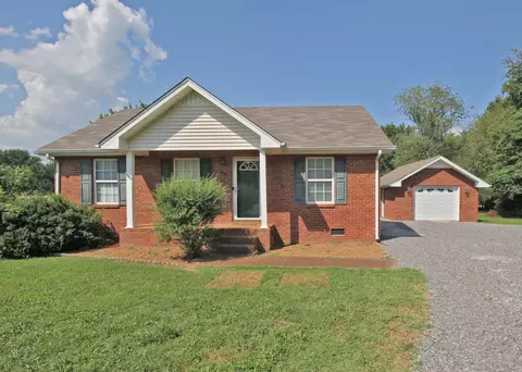 210 Derek Ct, Portland, TN 37148