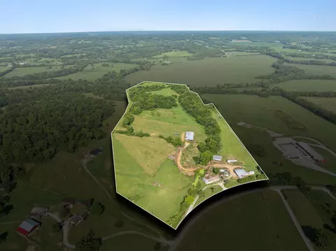 1960 Abernathy Rd, Lynnville, TN 38472