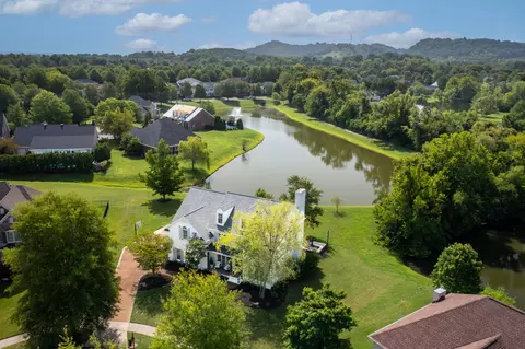 908 Sunwater Cv, Franklin, TN 37064