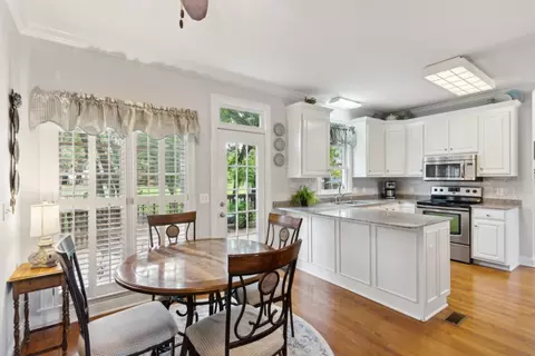 902 Thames Ct, Murfreesboro, TN 37129 photo 3