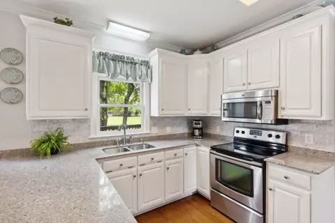 902 Thames Ct, Murfreesboro, TN 37129 photo 5