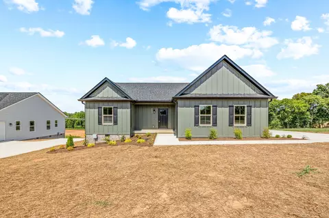 4611 Window Cliff Rd, Baxter, TN 38544