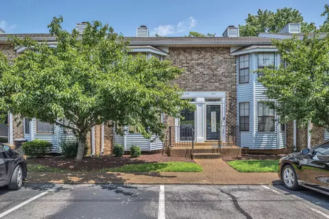 420 Thomas Jefferson Cir, Madison, TN 37115