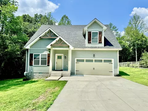 2346 Whitfield Rd, Clarksville, TN 37040