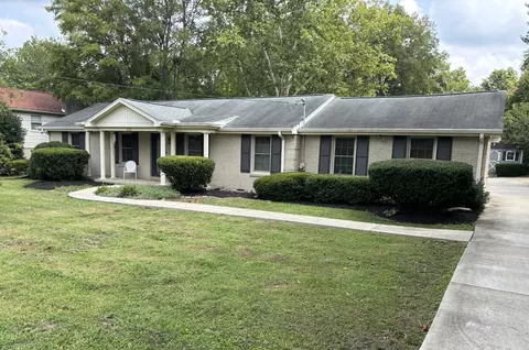 713 Harpeth Bend Dr, Nashville, TN 37221