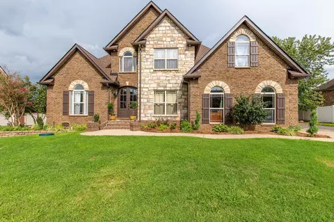 1318 Rhonda Dr, Christiana, TN 37037