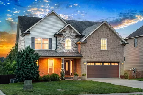 802 Carousel Ct, Clarksville, TN 37043