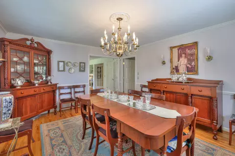 Dining - 2003 Riverview Dr, Murfreesboro, TN 37129 photo 3 of 8