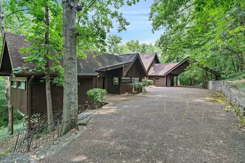 716 Summerly Dr, Nashville, TN 37209