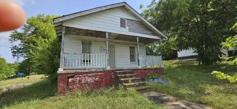 540 E Washington St, Pulaski, TN 38478 photo 3