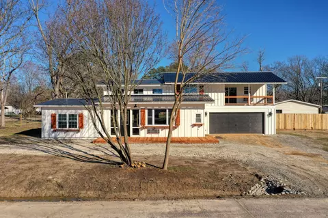 120 Siegel St, Gleason, TN 38229