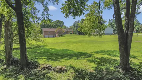 5656 Cloverland Dr, Brentwood, TN 37027