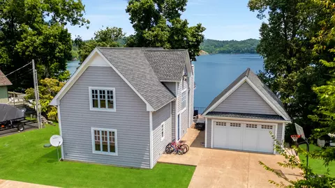 498 Skyline Dr, Cadiz, KY 42211